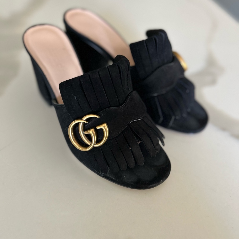 Gucci Scamosciato fringe heel sandal, GG Marmont logo, Black suede, Size 35.5 - Picture 2 of 9
